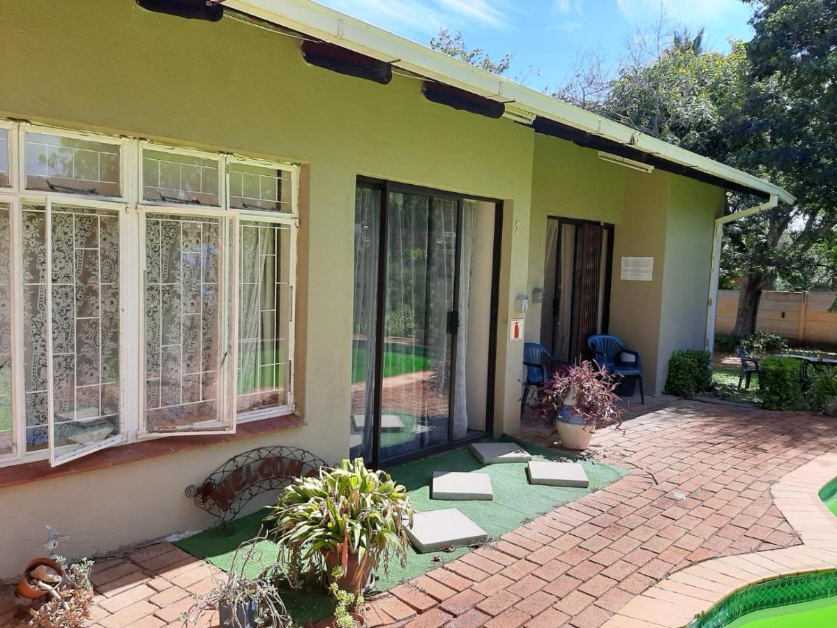 Chariots Guest House Polokwane Ngoại thất bức ảnh